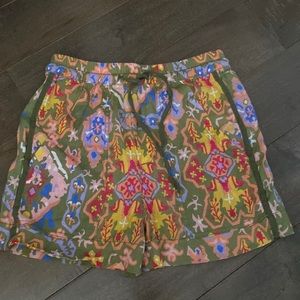 BRAND NEW Zara shorts. Size USA XS